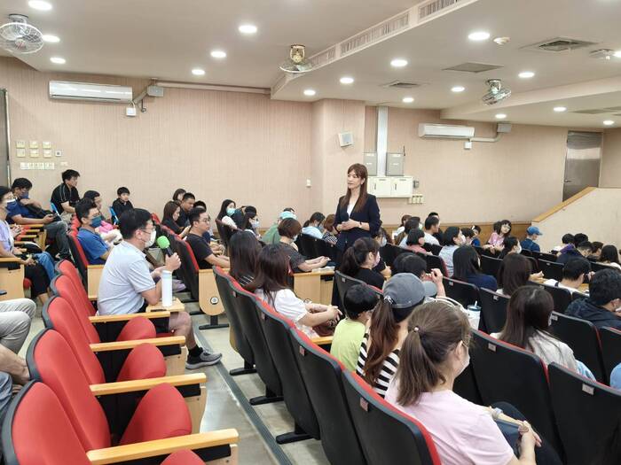 114.10.18 親職講座-自律學習力 陳怡嘉老師圖片