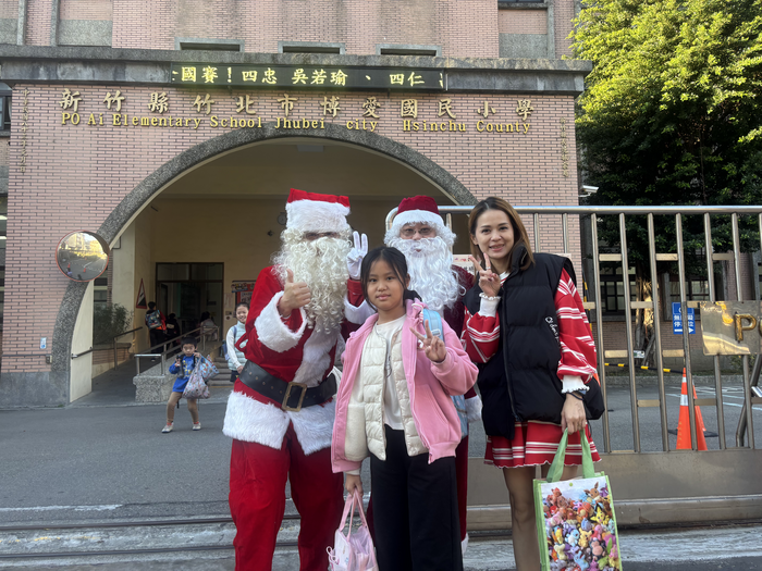 114.12.24家長會聖誕節活動及聖誕快閃圖片