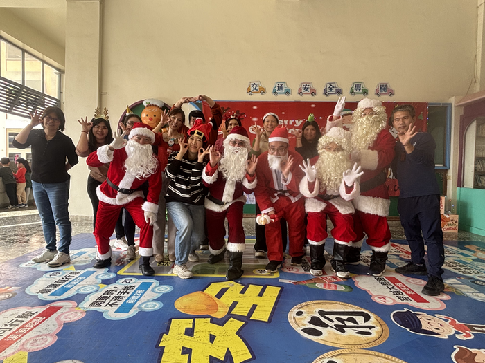 114.12.24家長會聖誕節活動及聖誕快閃圖片