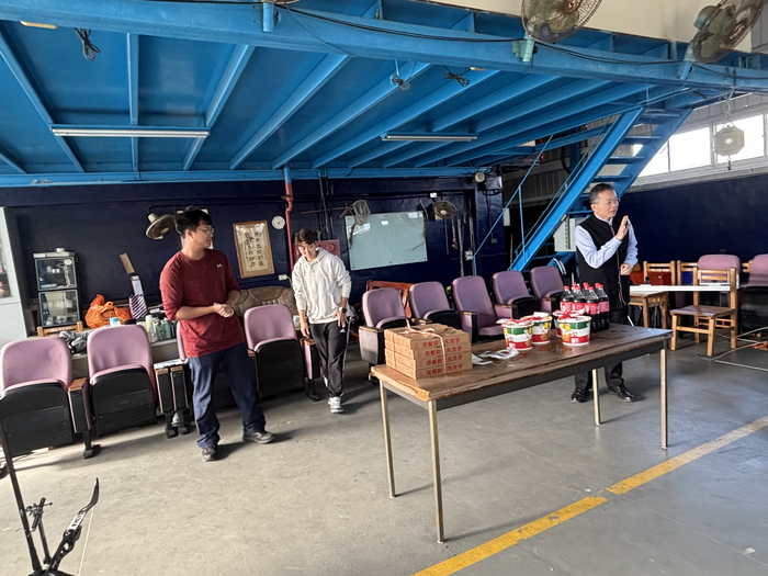 114.12.17國樂團.射箭隊慶功宴圖片