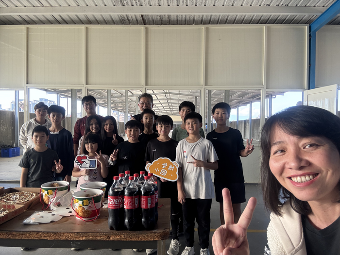 114.12.17國樂團.射箭隊慶功宴圖片