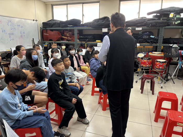 114.12.17國樂團.射箭隊慶功宴圖片