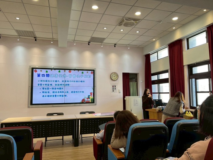 114.12.17國樂團.射箭隊慶功宴圖片