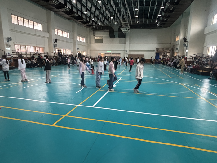 114.12.31全校跳繩比賽圖片